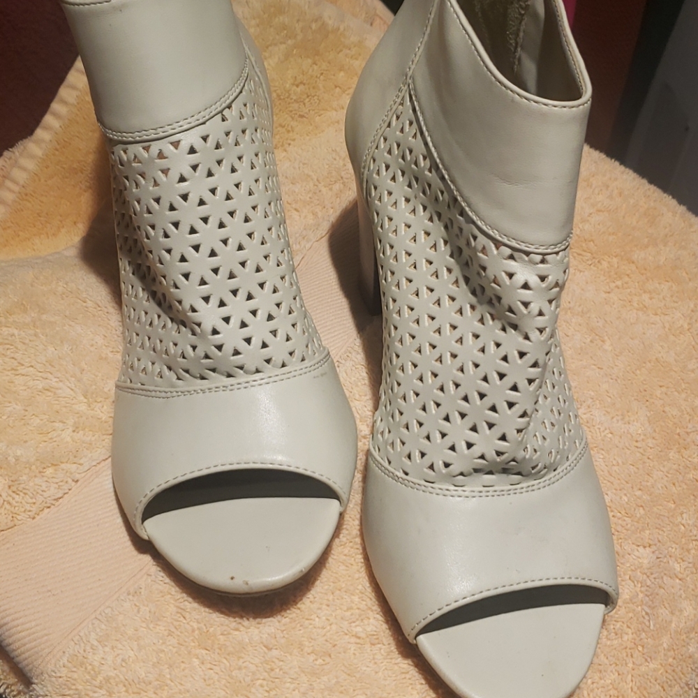 Boots sneakers